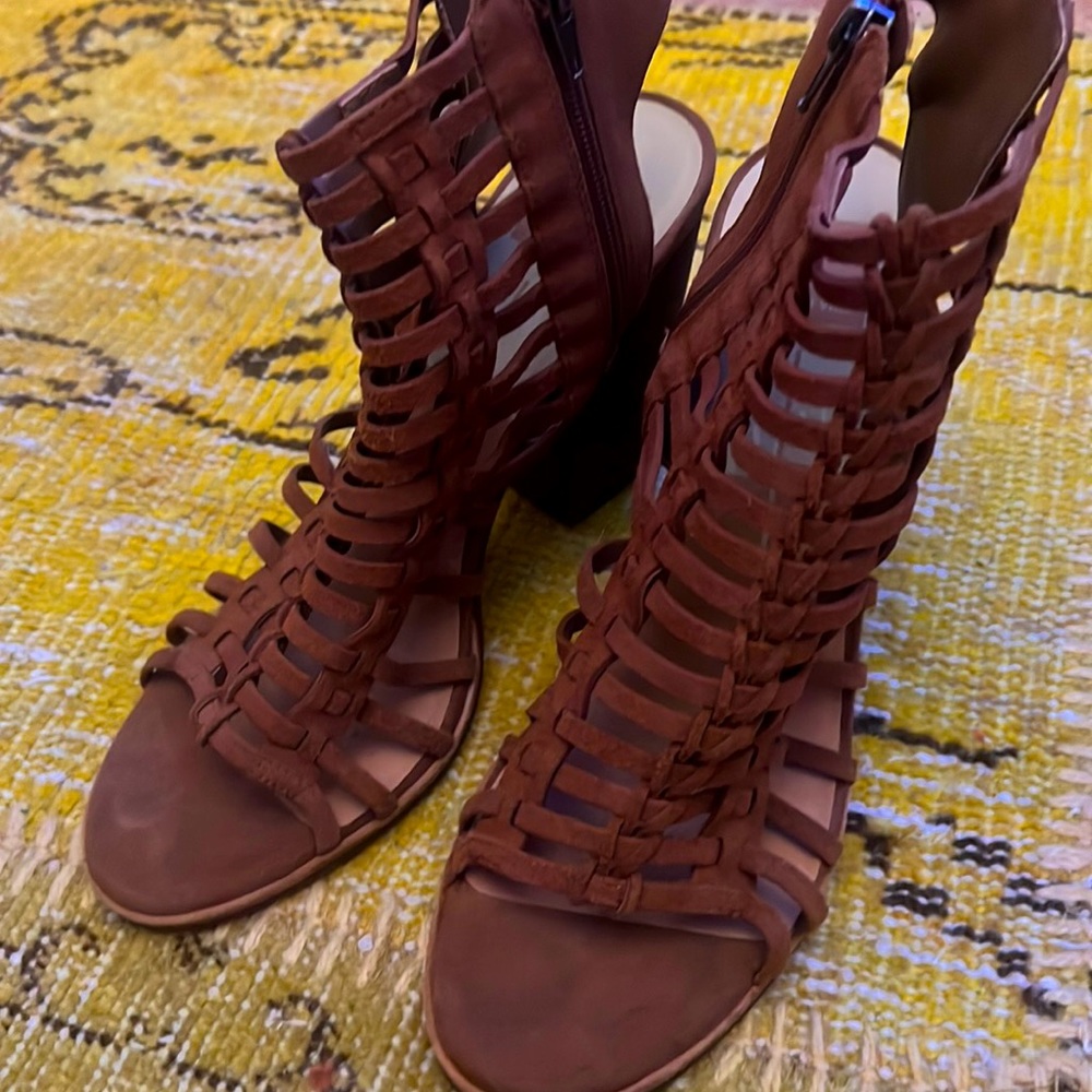 Dolce Vita brown heels